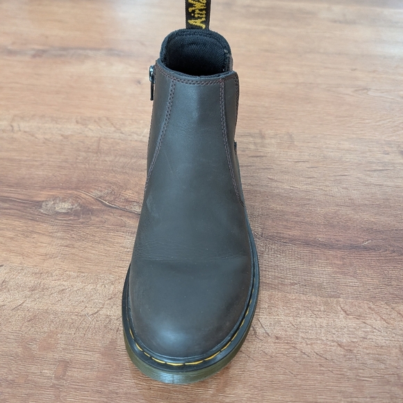 GUC Dr. Martens Dark Brown Chelsea Boots with Side Zip - Picture 5 of 13